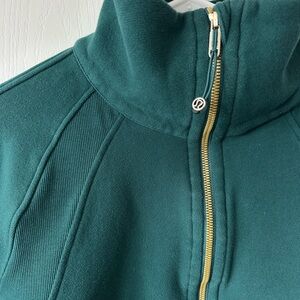 Lululemon Cropped Half Zip